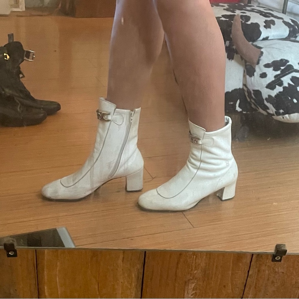 RARE Vintage white ankle boots - Picture 3 of 7